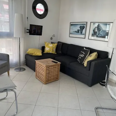 1 Bedroom Next To The And Port Vauban * 앙티브
